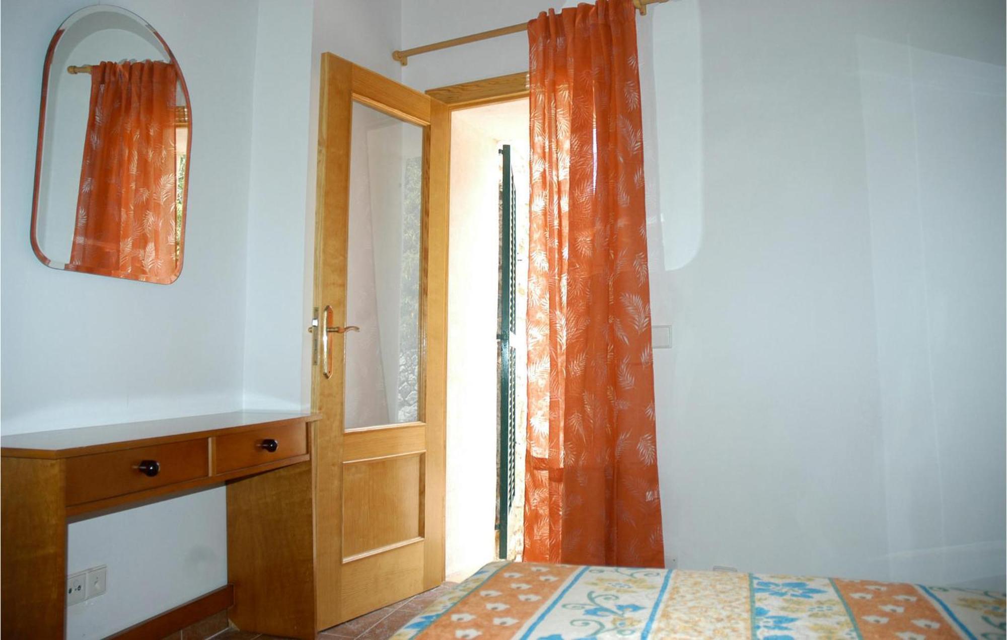 In With Kitchen *